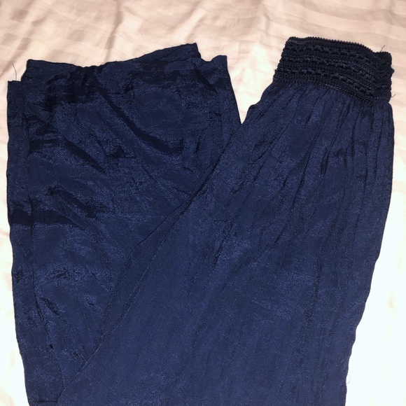 🎉wide leg with elastic band💕 - Picture 1 of 4